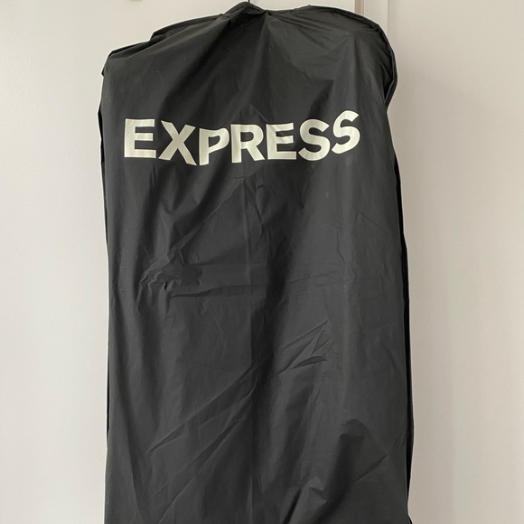 Express Men’s Grey Plaid Photographer Suit - Picture 5 of 6